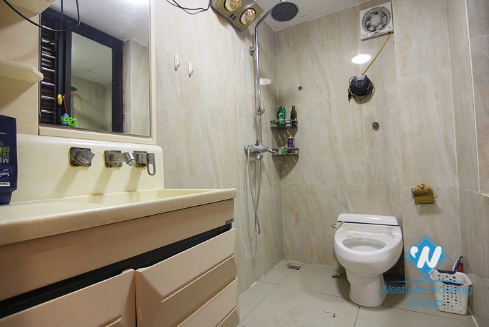 Nice house with nice design for rent in Tay ho area 