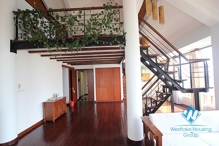 Duplex apartment with lake view for lease in Tay Ho, Ha Noi