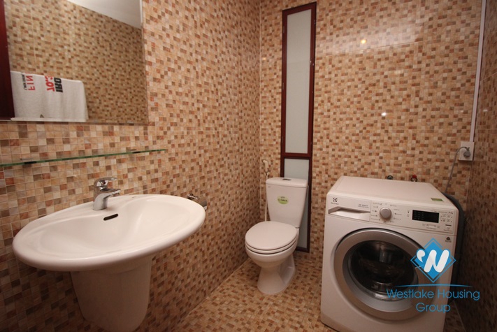 High quality apartment for rent off Dang Thai Mai, Tay Ho