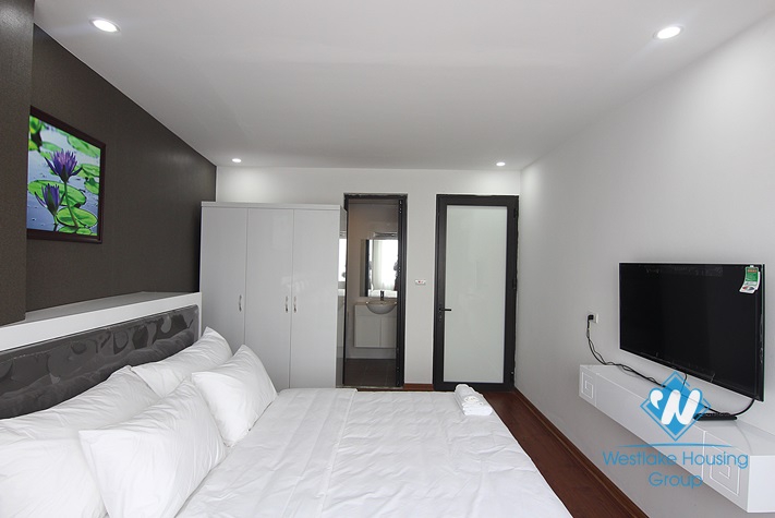 Lovely apartment for rent on Xuan Dieu, Tay Ho