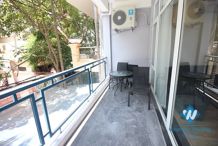 Beautiful apartment for rent in Dang Thai Mai area, Tay Ho, Ha Noi