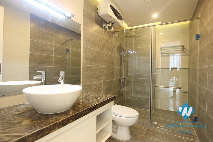 Nice house with 2 bedrooms for rent in Au Co st, Tay Ho district 