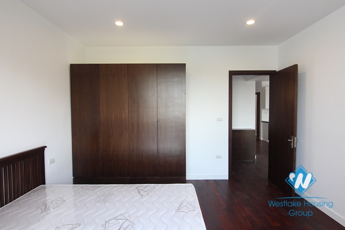 Brand new and Nice 03 bedrooms apartment for rent in Dang Thai Mai st, Tay Ho district 
