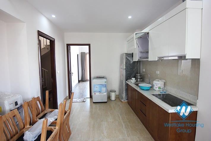 Brand new and modern 02 bedrooms apartment for rent in Tay Ho area 
