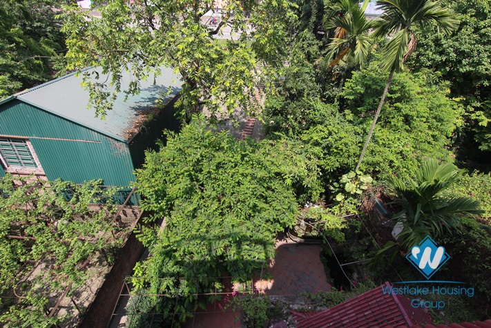 Classic house with nice court yard for rent in Tay Ho district 
