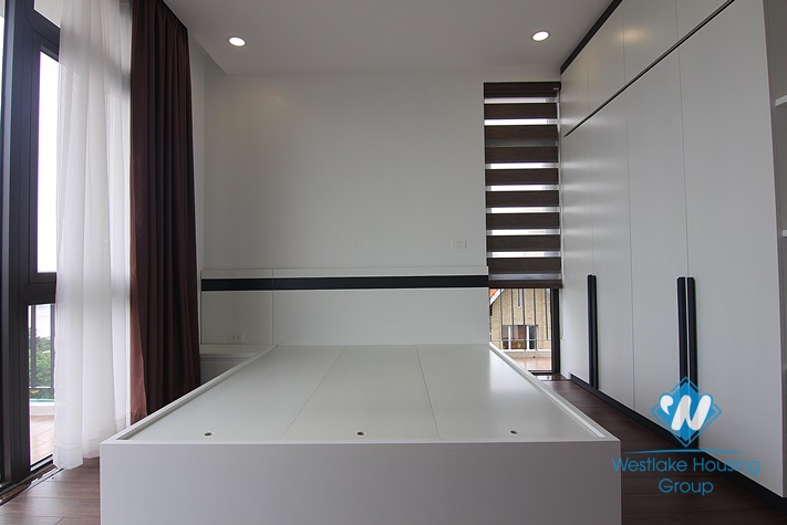 New and nice apartment for rent in Quang An ward, Tay Ho district 