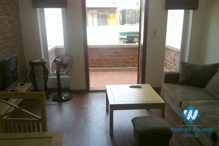 Cheap 1 bedroom apartment for rent on Thuy Khue street, Tay Ho, Hanoi
