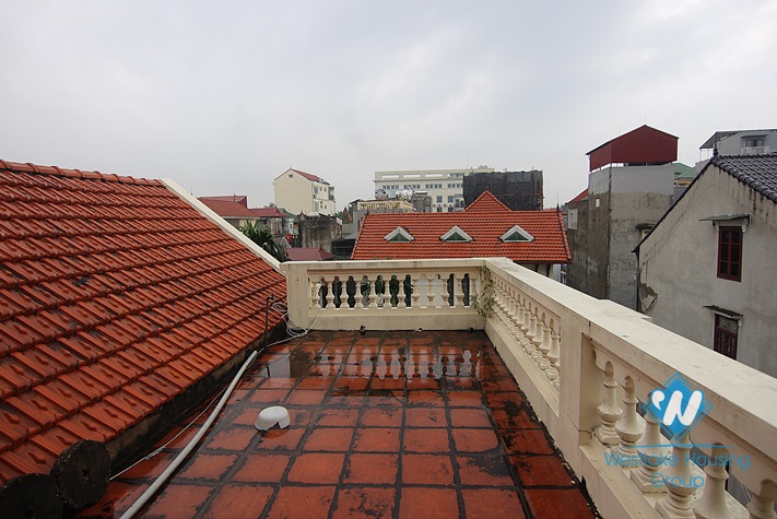 Commodious house with 3 bedrooms for rent in Nghi Tam, Ha Noi