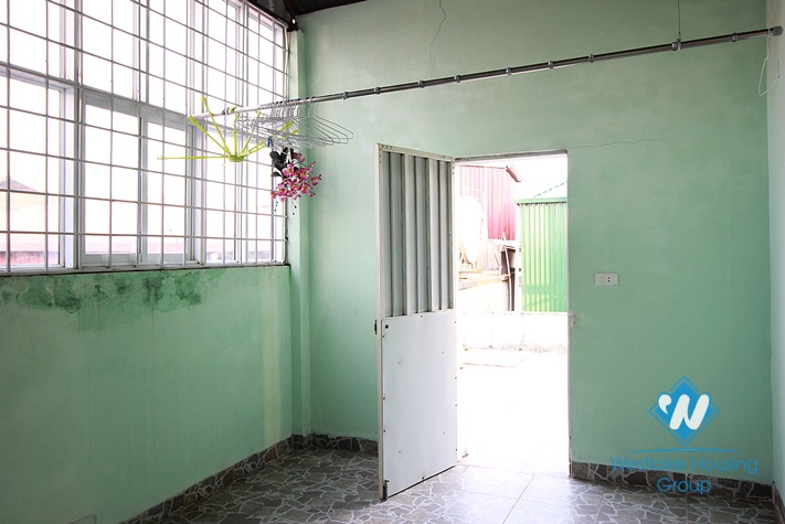 Spacious 4 bedroom house for rent on Dang Thai Mai street, Tay Ho