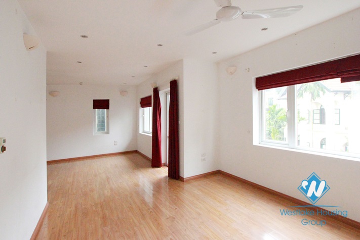 Beautiful house, fully furnished for rent on Tay Ho Street