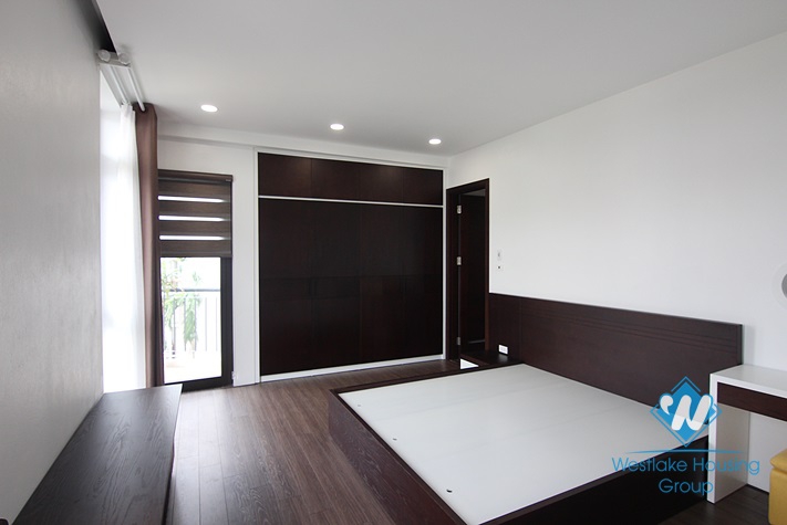 New and nice apartment for rent in Quang An ward, Tay Ho district 