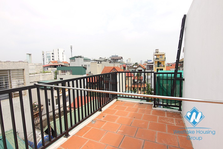 Nice house with nice design for rent in Tay ho area 