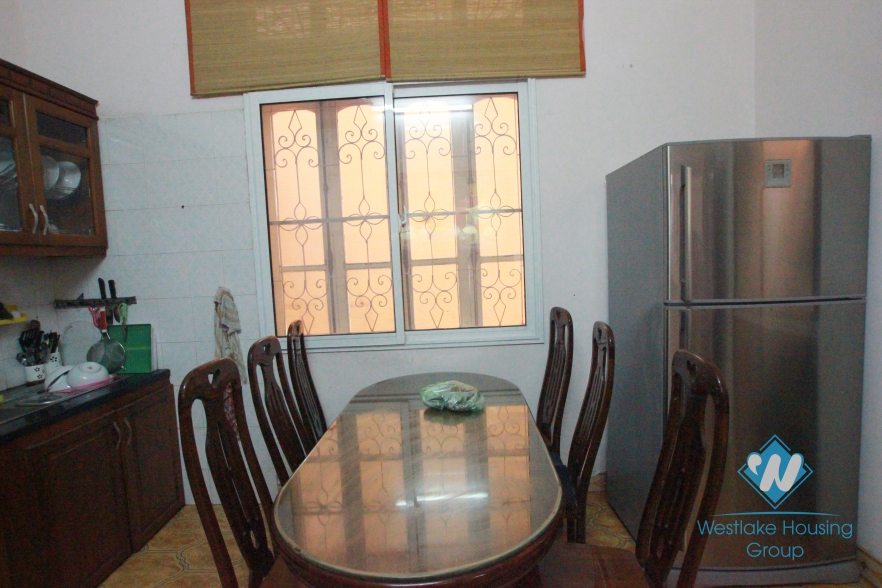 Cheap house for rent in Au Co, Tay Ho, Ha Noi