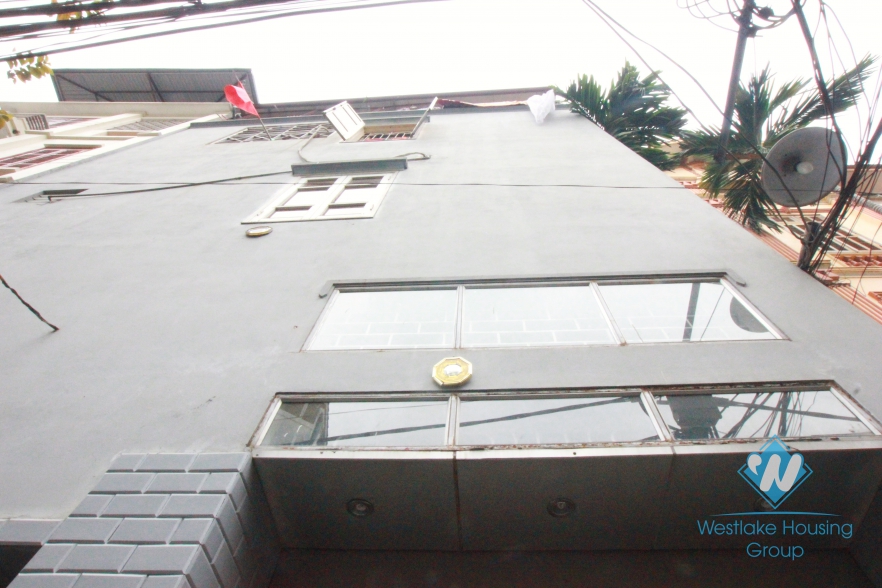 Cheap house for rent in Au Co, Tay Ho, Ha Noi