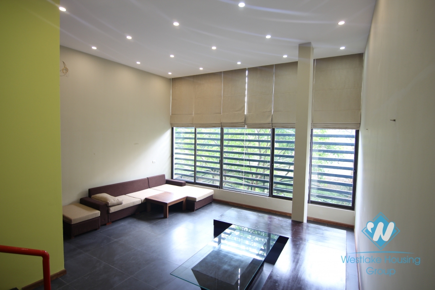 Office for lease on To Ngoc Van street, Tay Ho district