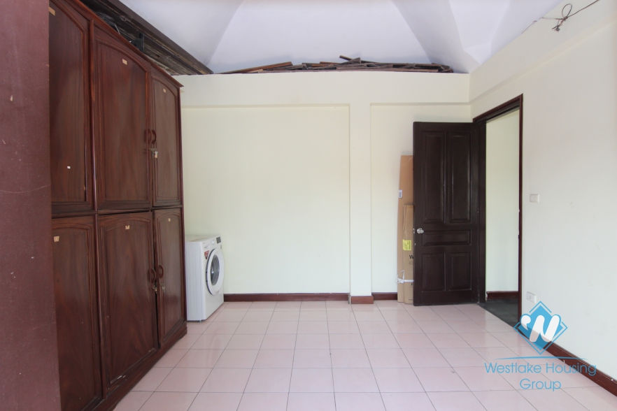 4 bedrooms house for rent in Tay Ho district, Hanoi
