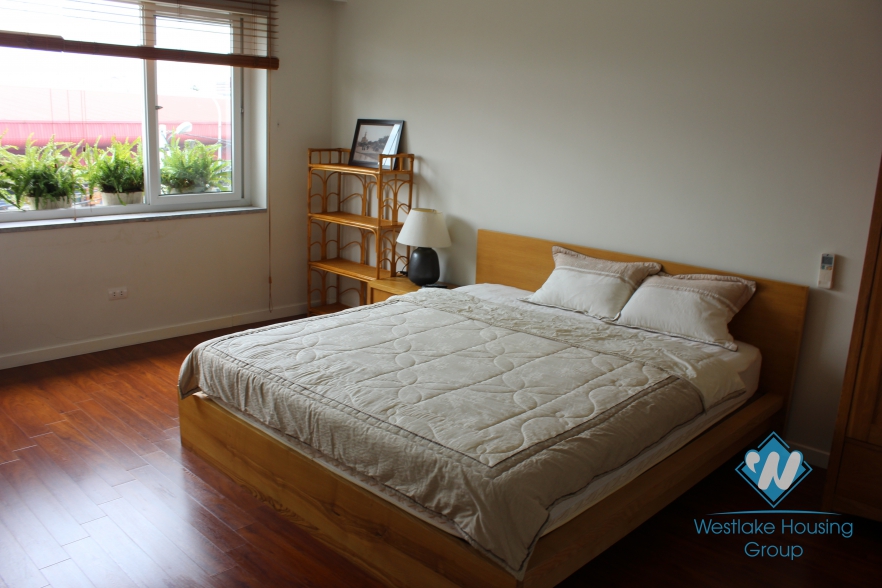 Modern, neat and tidy 2 bedroom apartment in Tay HO