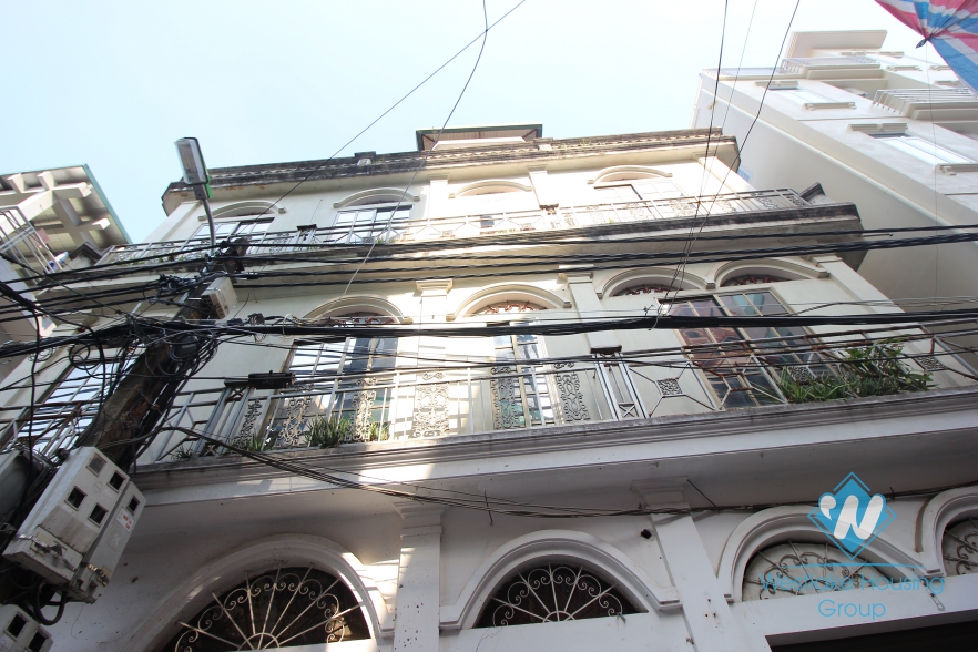 3 floors office for rent in Tay Ho, Hanoi