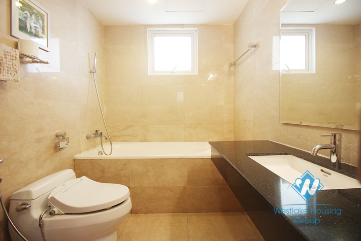 Good quality apartment for rent in Ciputra L Tower, Tay Ho district 