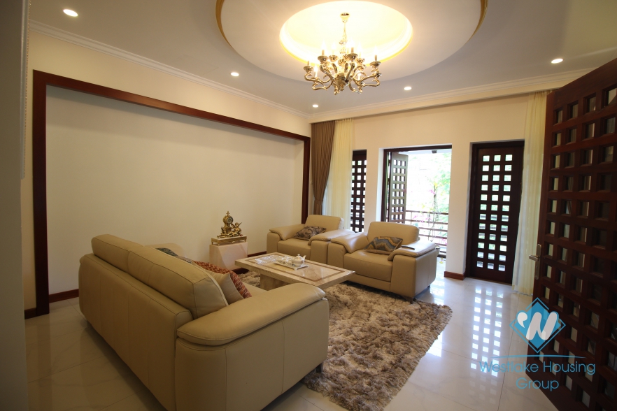 Beautiful house with 4 bedrooms for rent in Quang an ward, Tay Ho district