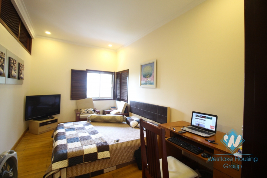 Beautiful house with 4 bedrooms for rent in Quang an ward, Tay Ho district