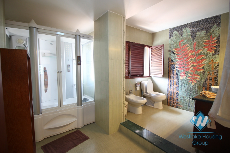 Beautiful house with 4 bedrooms for rent in Quang an ward, Tay Ho district