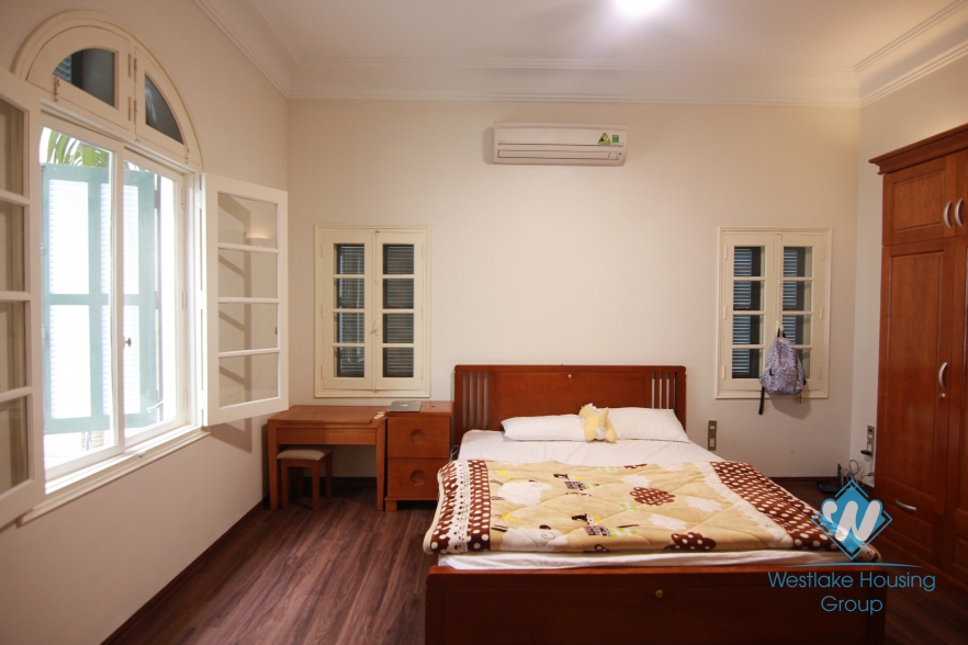 Gorgeous stand alone villa for rent with 250 sqm yard and garden, Tay Ho, Hanoi