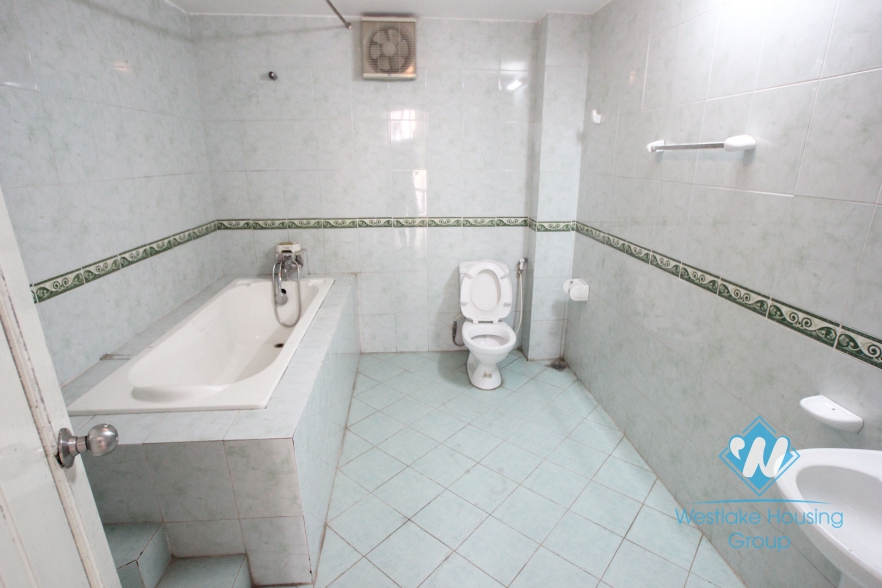 Yellow house for rent in To ngoc van, Tay Ho, Ha Noi