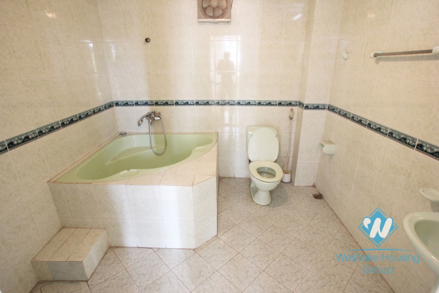 Yellow house for rent in To ngoc van, Tay Ho, Ha Noi