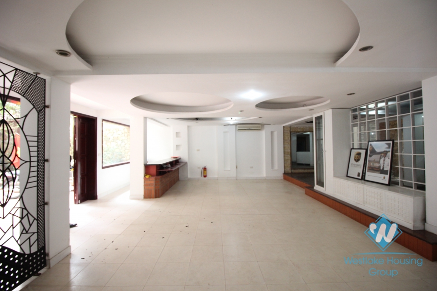 Spacious house/villa for rent in Tay Ho, Hanoi