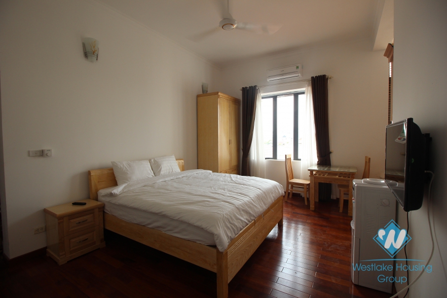 Nice studio for rent in Tay Ho, Hanoi 