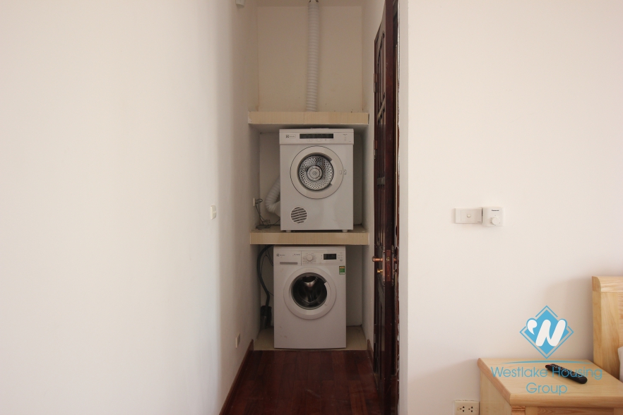 Nice studio for rent in Tay Ho, Hanoi 
