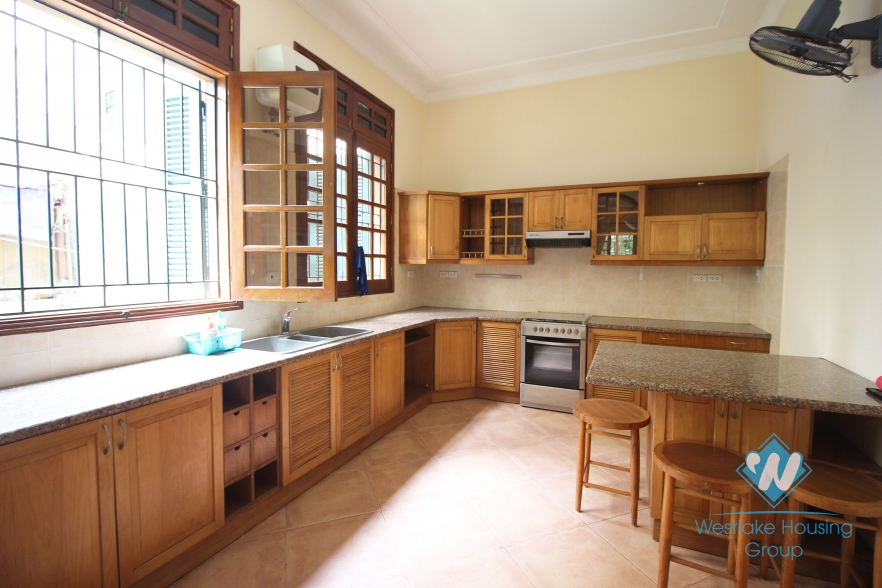 Bright, clean and well maintained house for rent in Tay Ho