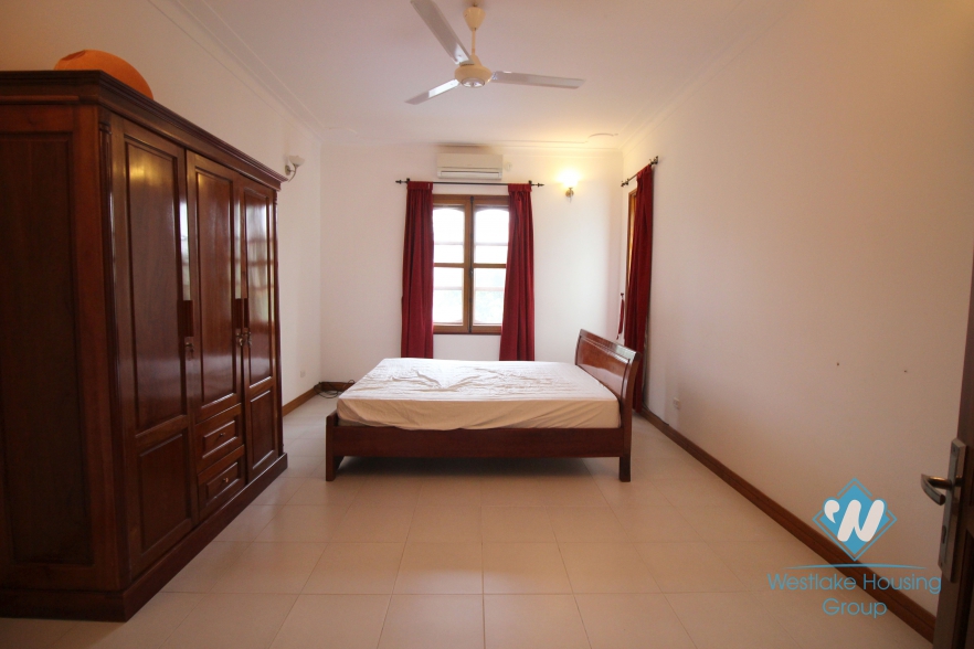 Very bright house with 4 bedrooms for lease in Tay Ho area