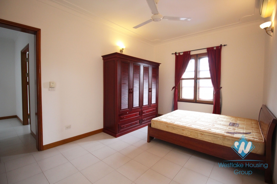 Very bright house with 4 bedrooms for lease in Tay Ho area
