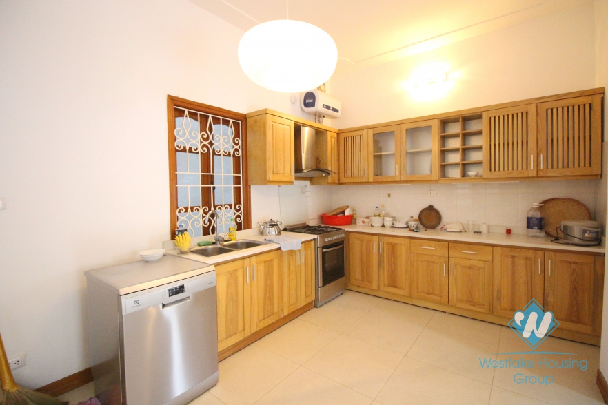 Very bright house with 4 bedrooms for lease in Tay Ho area