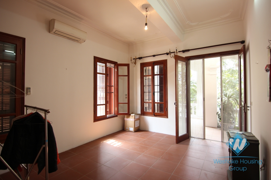 Large garden house available for rent on Au Co street, Tay Ho, Hanoi- unfurnsihed.