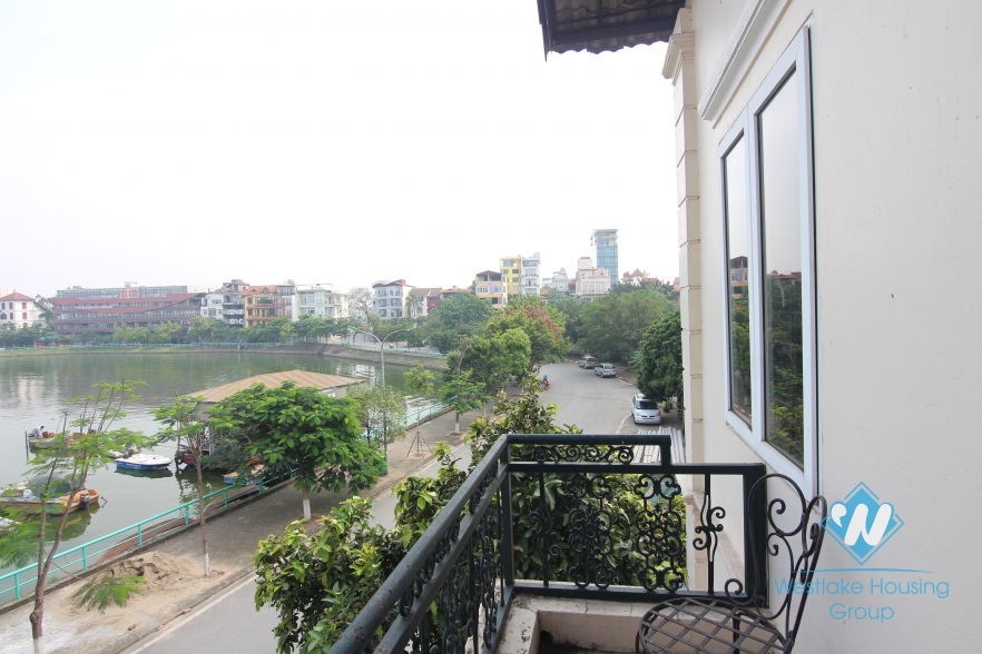 House with lake view balcony and patio for rent in Tay Ho