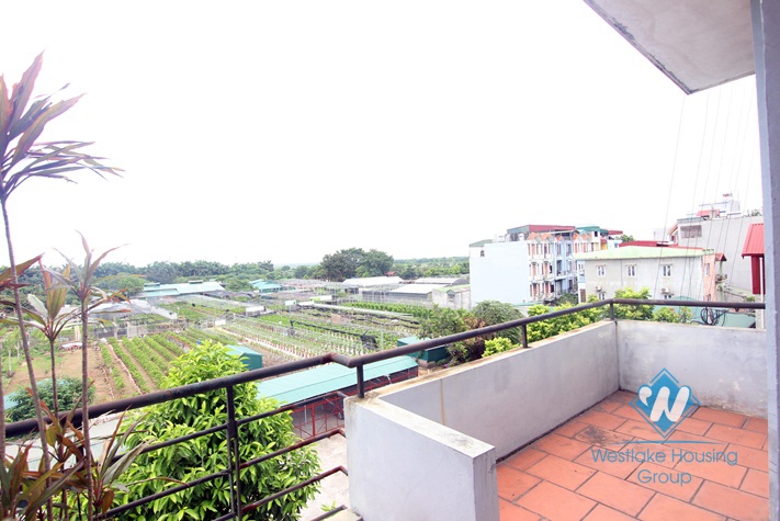 A cheap 3 bedrooms house for rent in Au co, Tay ho