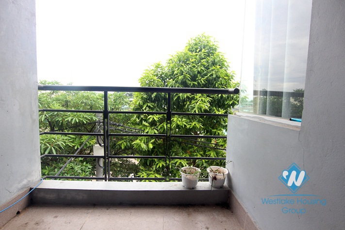 A cheap 3 bedrooms house for rent in Au co, Tay ho