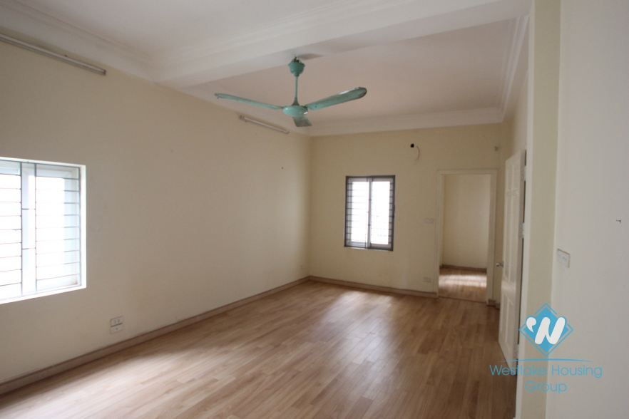  3 bedroom house for rent on Dang Thai Mai Street, Tay Ho, Ha Noi - unfurnished