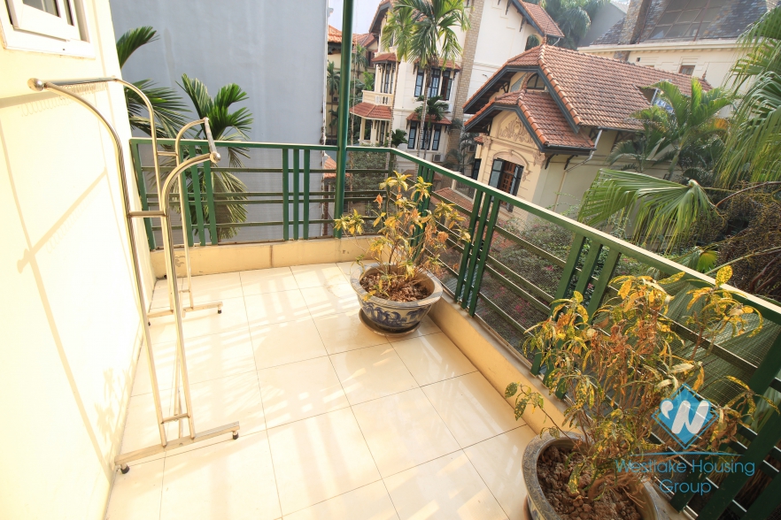 Cozy and charming house with big yard for rent in Tay Ho, Hanoi