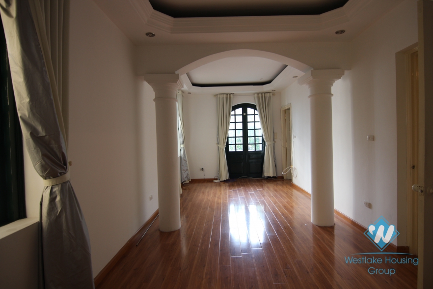 Quiet and bright house with lots of space for rent in Tay Ho