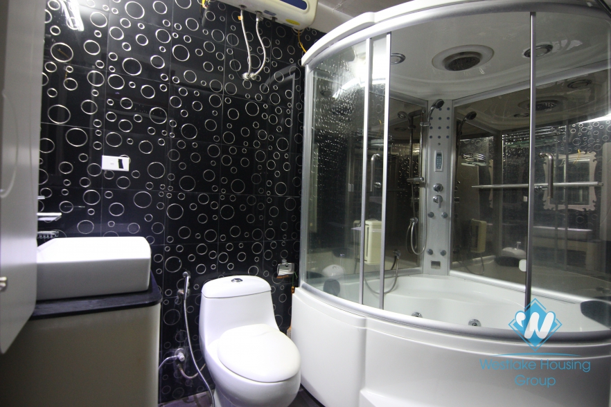 House for rent with business premises in Tay Ho, Ha Noi