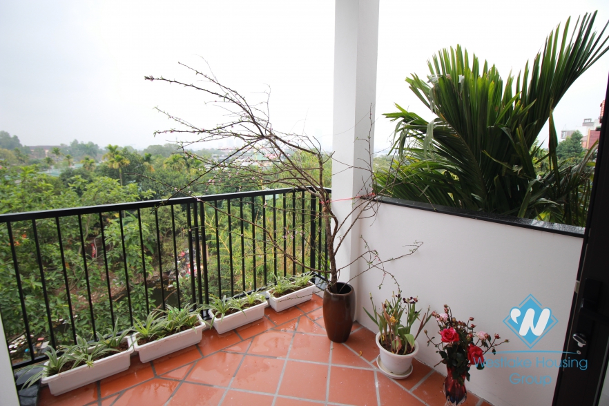 Big balcony 2 bedrooms apartments for rent on Dang Thai Mai, Tay Ho, Hanoi