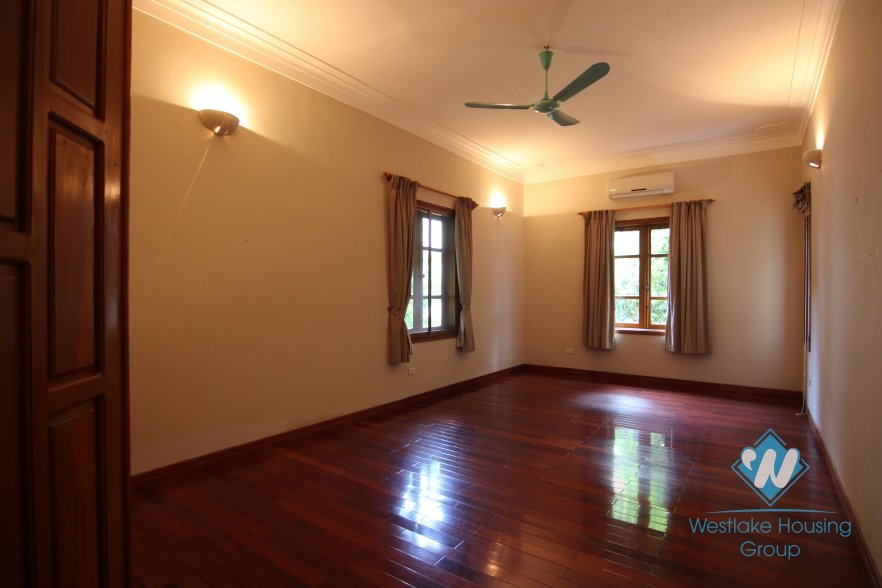Amazing spacious house with nice garden and swimming pool for rent in Tay Ho