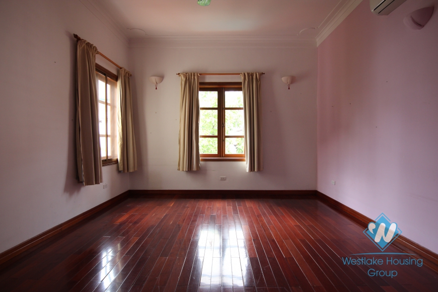 Amazing spacious house with nice garden and swimming pool for rent in Tay Ho