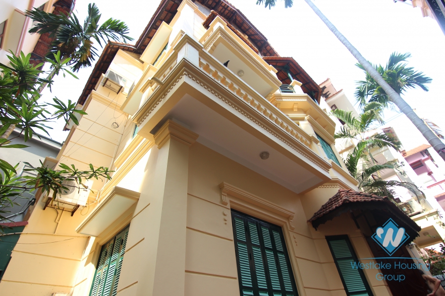 Nice house newly renovated to rent in Tay Ho