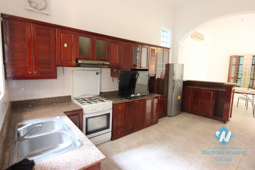 Nice house newly renovated to rent in Tay Ho