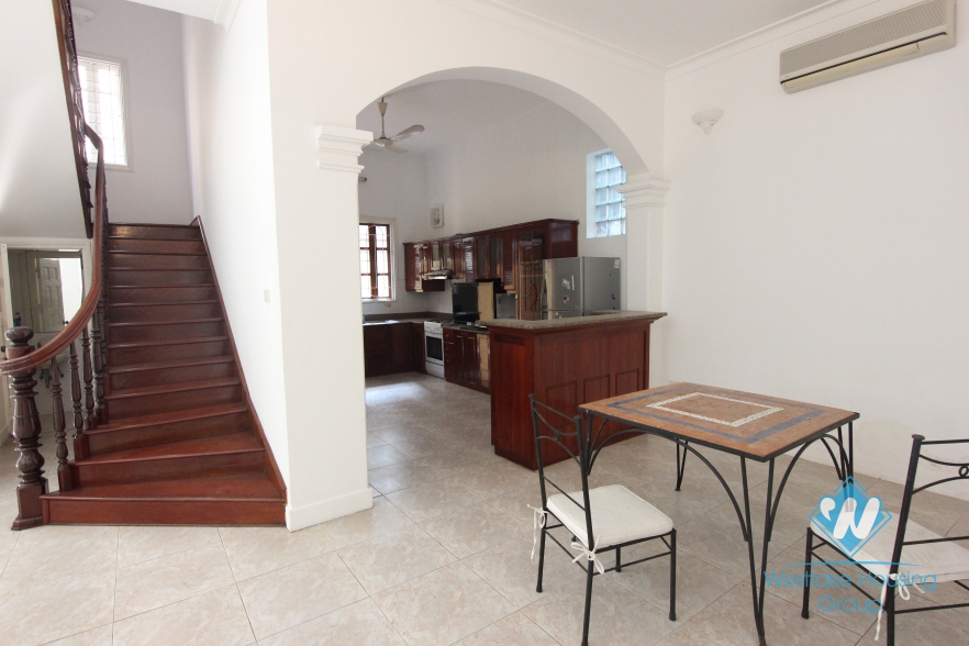 Nice house newly renovated to rent in Tay Ho